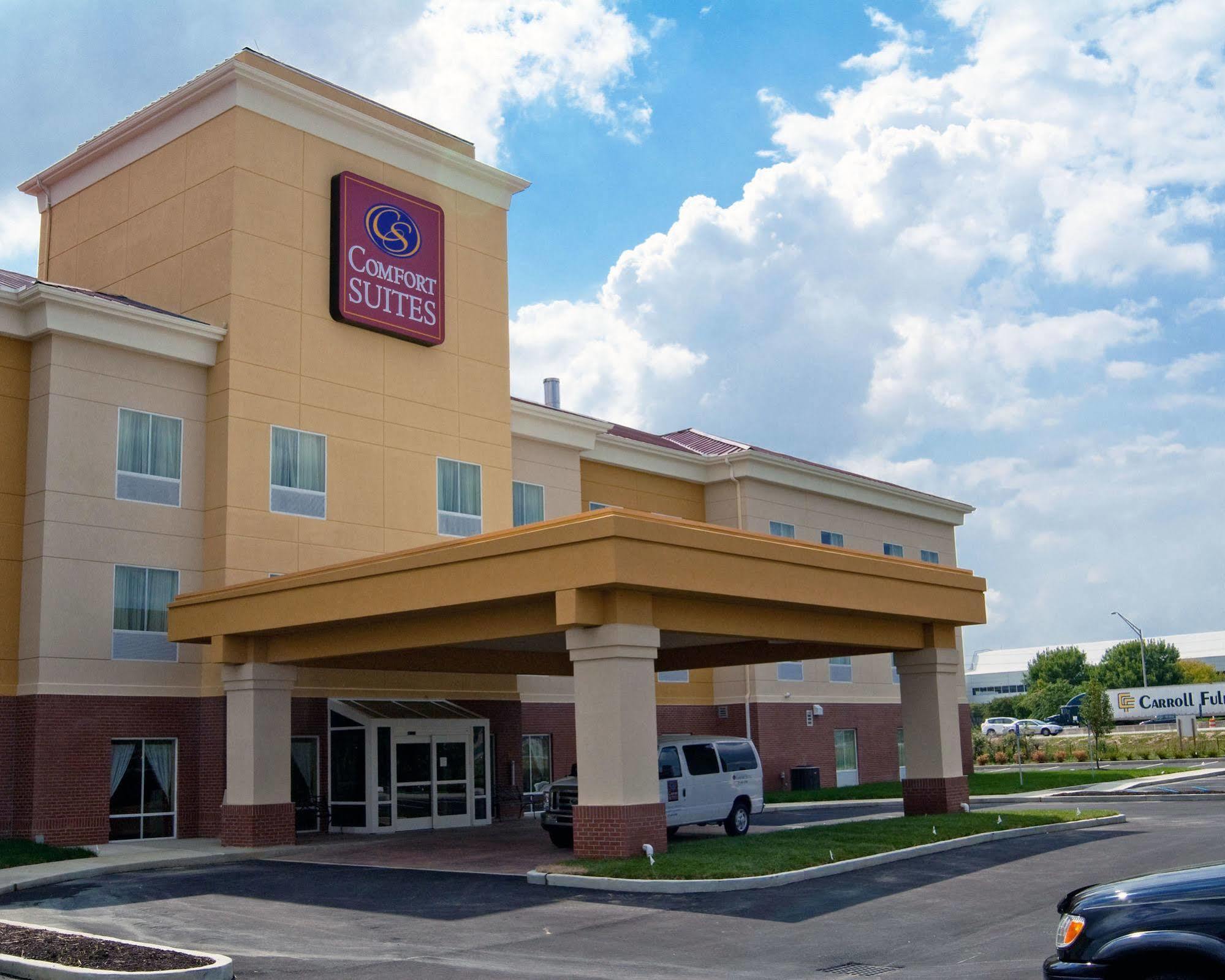 Comfort Suites Near Indianapolis Airport Exterior foto
